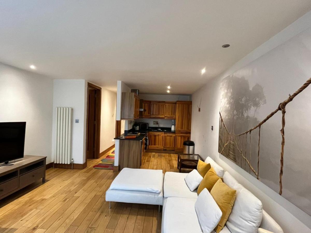 Luxury 2 Double Bedroom Flat - Kensington Londen Buitenkant foto