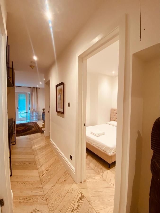 Luxury 2 Double Bedroom Flat - Kensington Londen Buitenkant foto