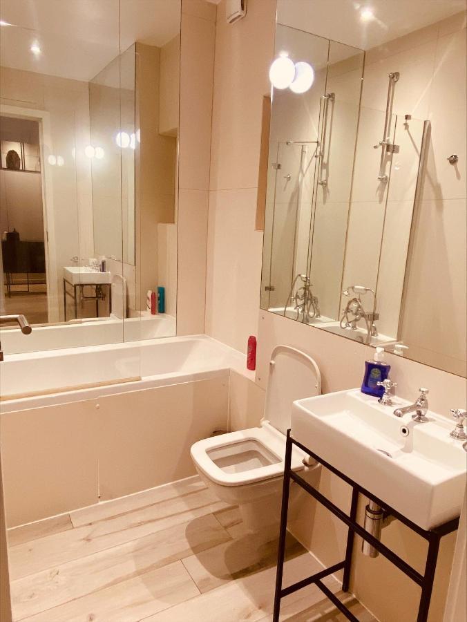 Luxury 2 Double Bedroom Flat - Kensington Londen Buitenkant foto