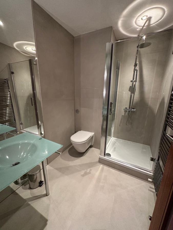 Luxury 2 Double Bedroom Flat - Kensington Londen Buitenkant foto