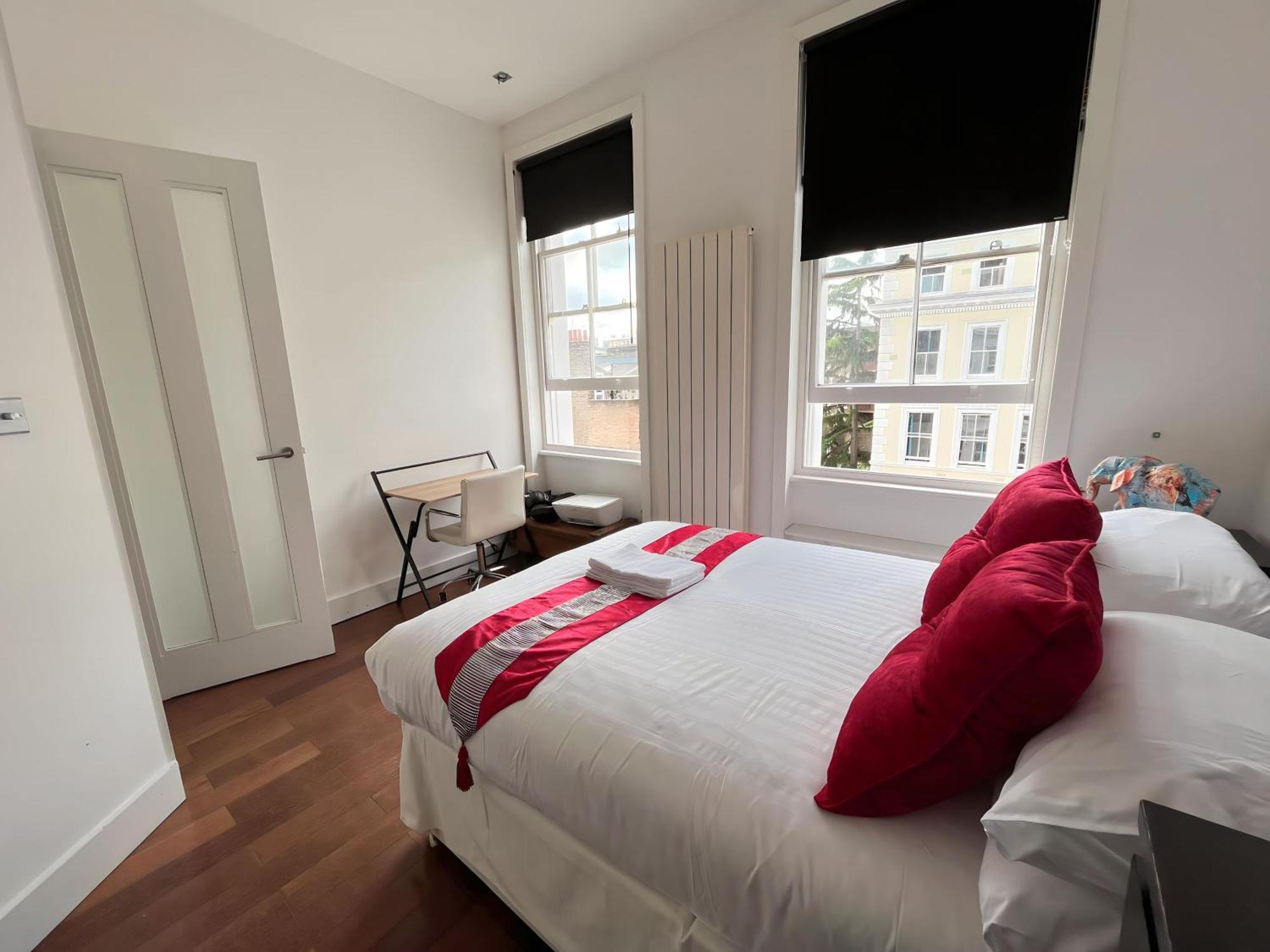 Luxury 2 Double Bedroom Flat - Kensington Londen Buitenkant foto