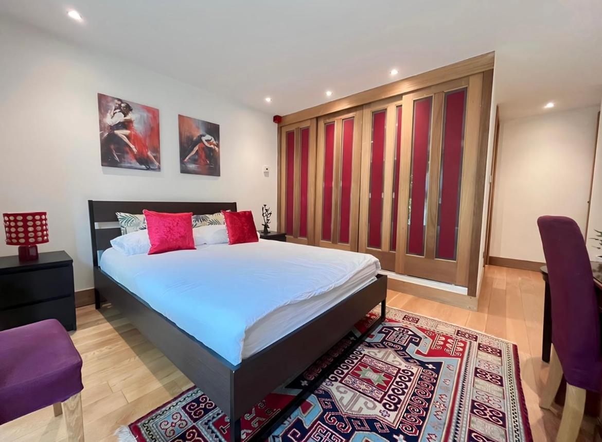 Luxury 2 Double Bedroom Flat - Kensington Londen Buitenkant foto