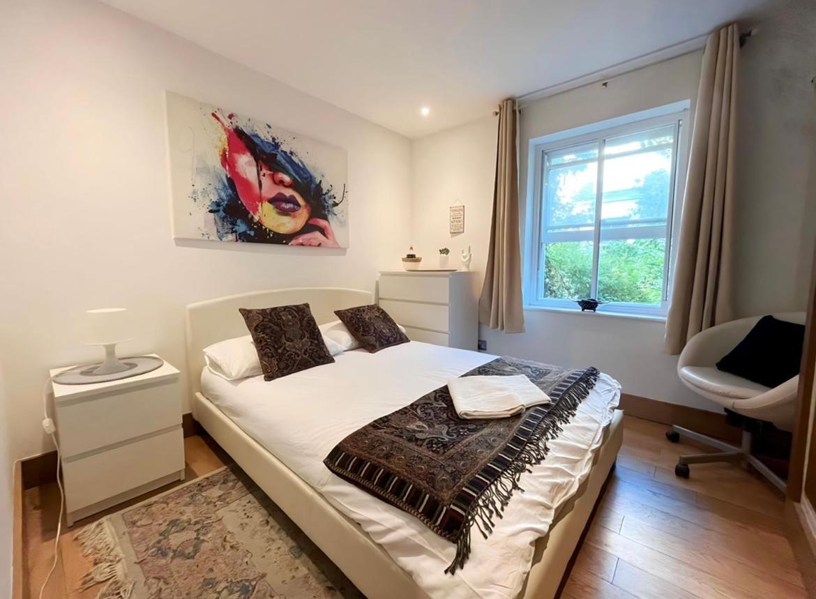 Luxury 2 Double Bedroom Flat - Kensington Londen Buitenkant foto